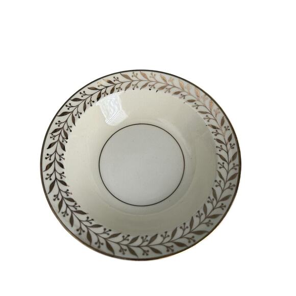 Taylor Smith & Taylor “Daphne” Cream Gold Set 8” Bowl 5” Bowl Teacup and Saucer - Picture 7 of 7